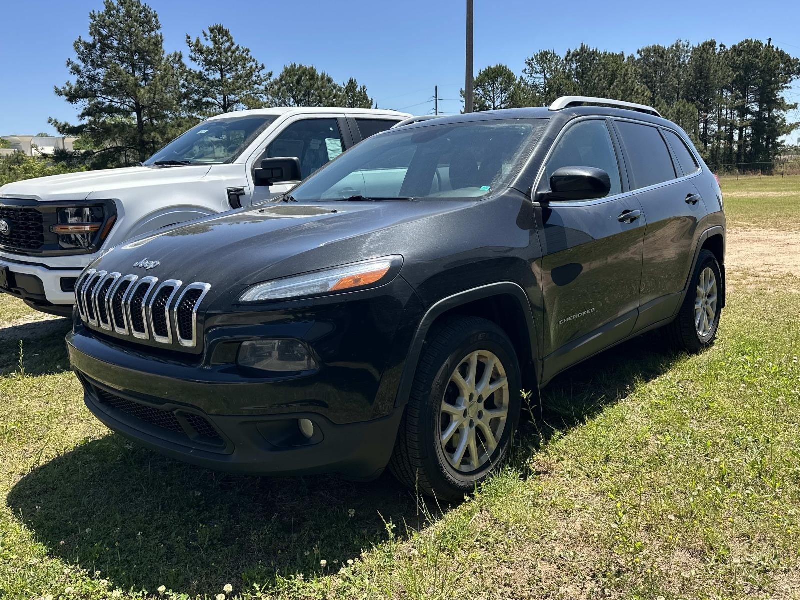 2015 Jeep Cherokee SUV