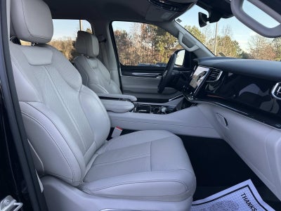 2023 Jeep Wagoneer 4WD