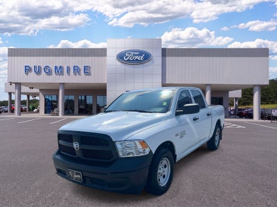 2024 RAM 1500 Classic CLASSIC
