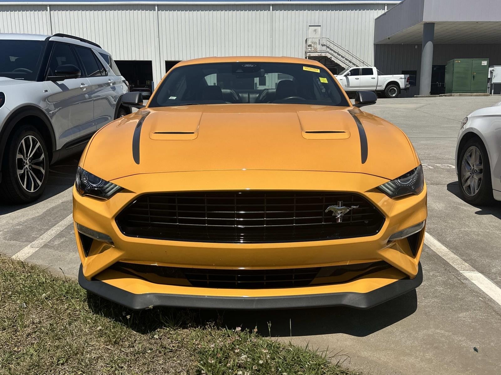 2022 Ford Mustang COUPE