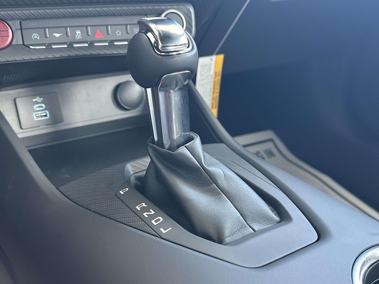 2025 Ford Mustang ECOBOOST FASTBACK