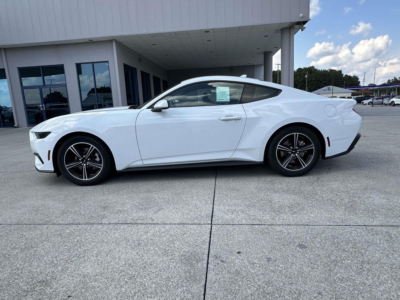 2025 Ford Mustang ECOBOOST FASTBACK