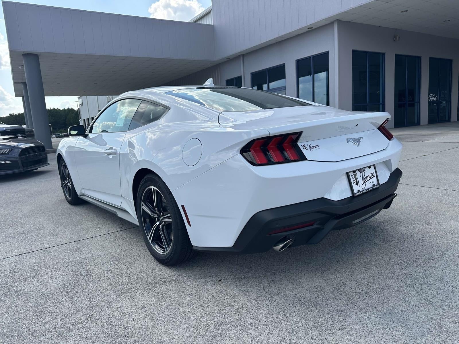 2025 Ford Mustang ECOBOOST FASTBACK