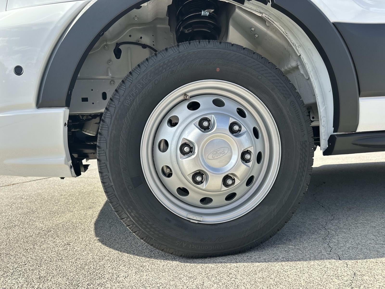 2025 Ford Transit Passenger Wagon T-350 HD 148 EL HIGH ROO