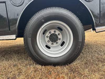 2026 Ford Super Duty F-350 DRW XL 4WD CREW CAB 179 WB 6