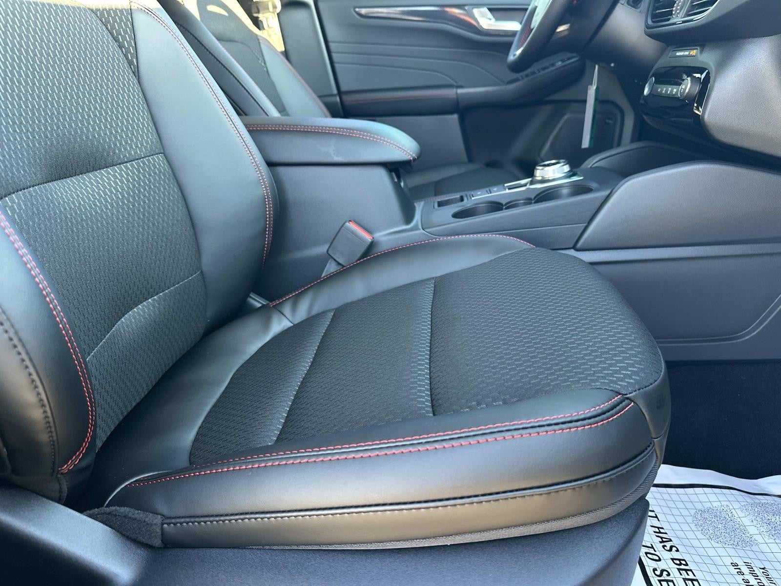 2026 Ford Escape ST-LINE SELECT AWD