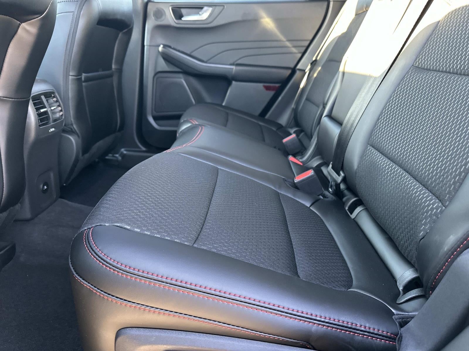 2026 Ford Escape ST-LINE SELECT AWD