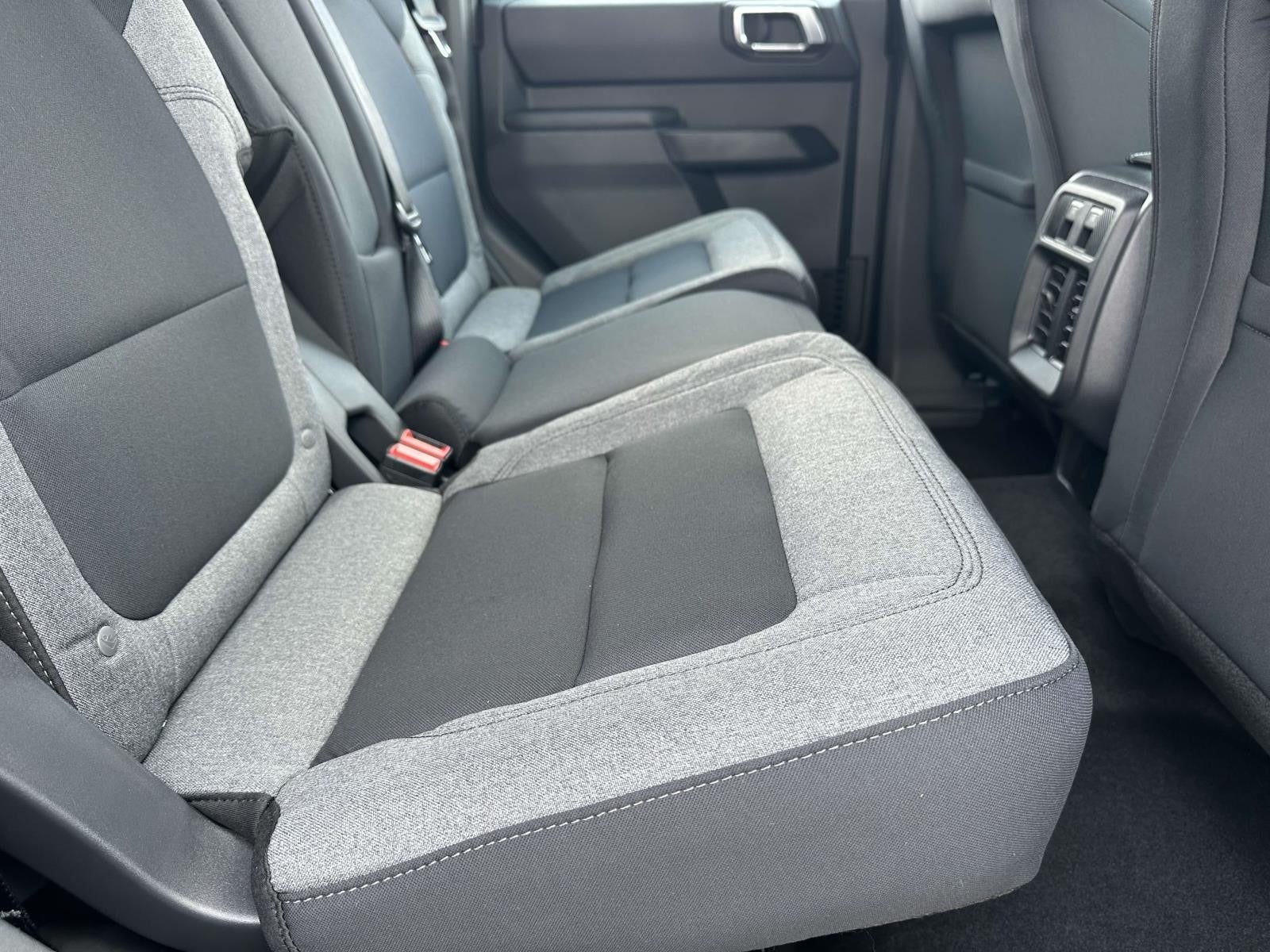 2025 Ford Bronco BASE 4 DOOR 4X4