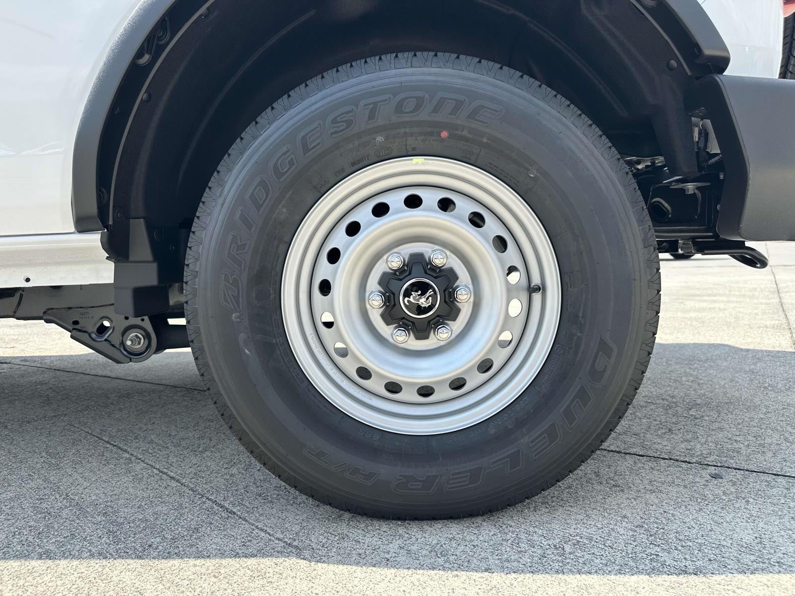 2025 Ford Bronco BASE 4 DOOR 4X4