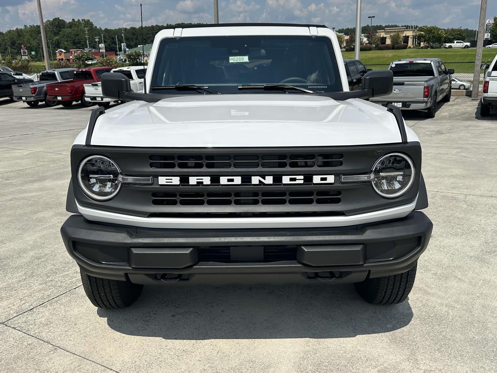 2025 Ford Bronco BASE 4 DOOR 4X4