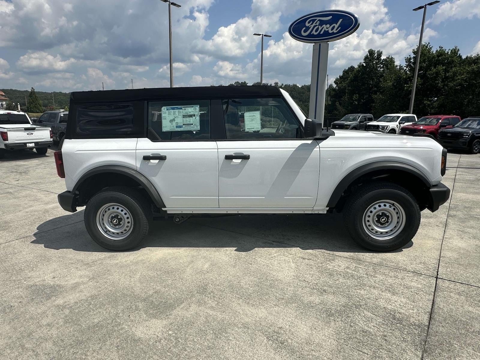 2025 Ford Bronco BASE 4 DOOR 4X4