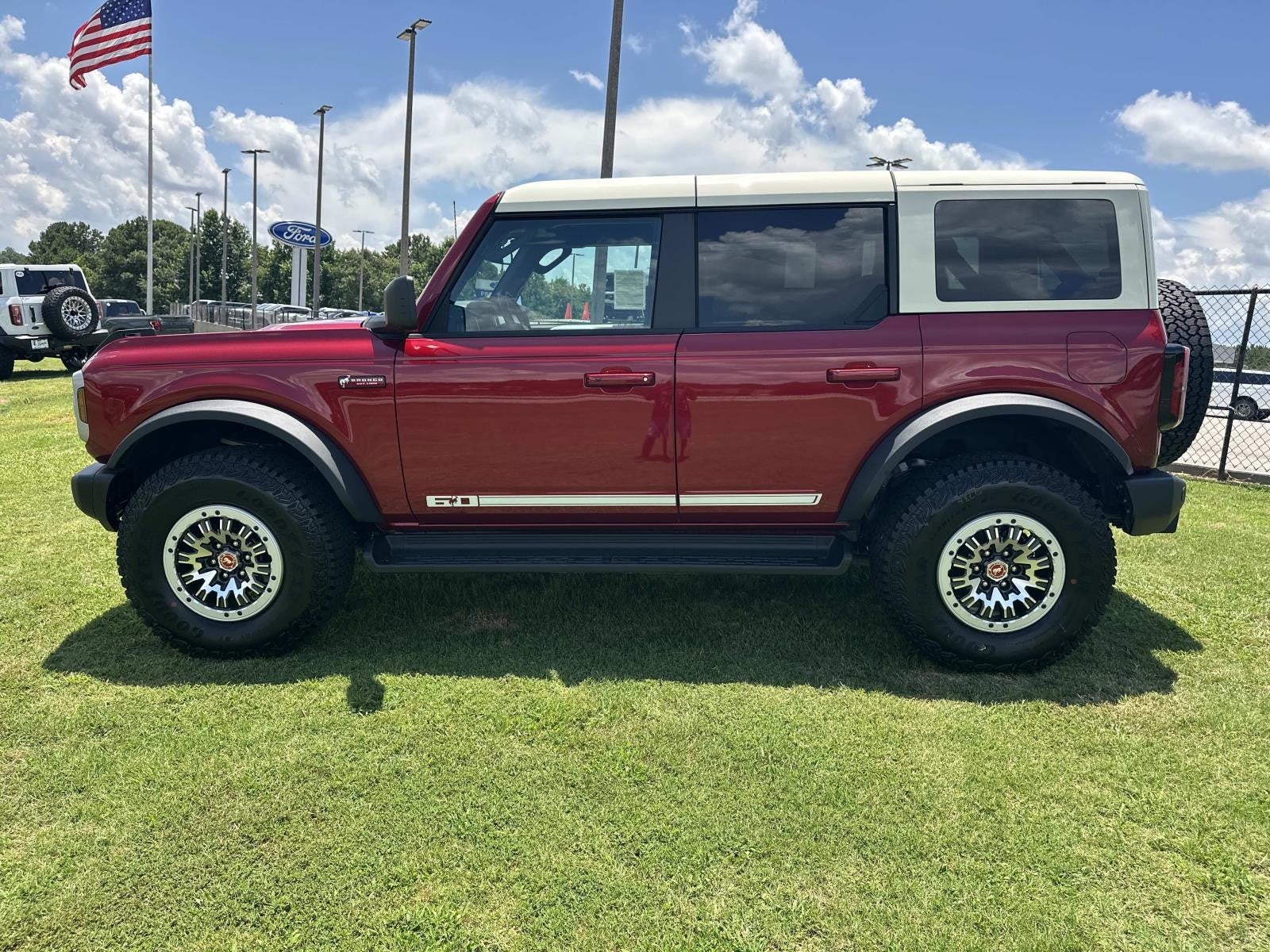 2026 Ford Bronco OUTER BANKS 4 DOOR 4X4