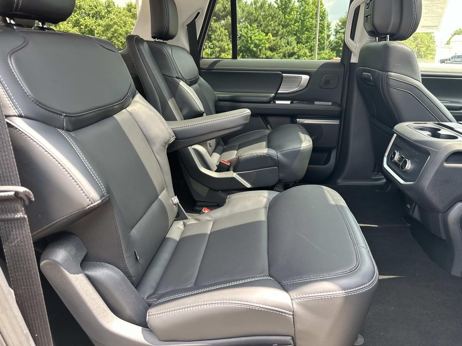 2027 Ford Expedition Max PLATINUM 4X4
