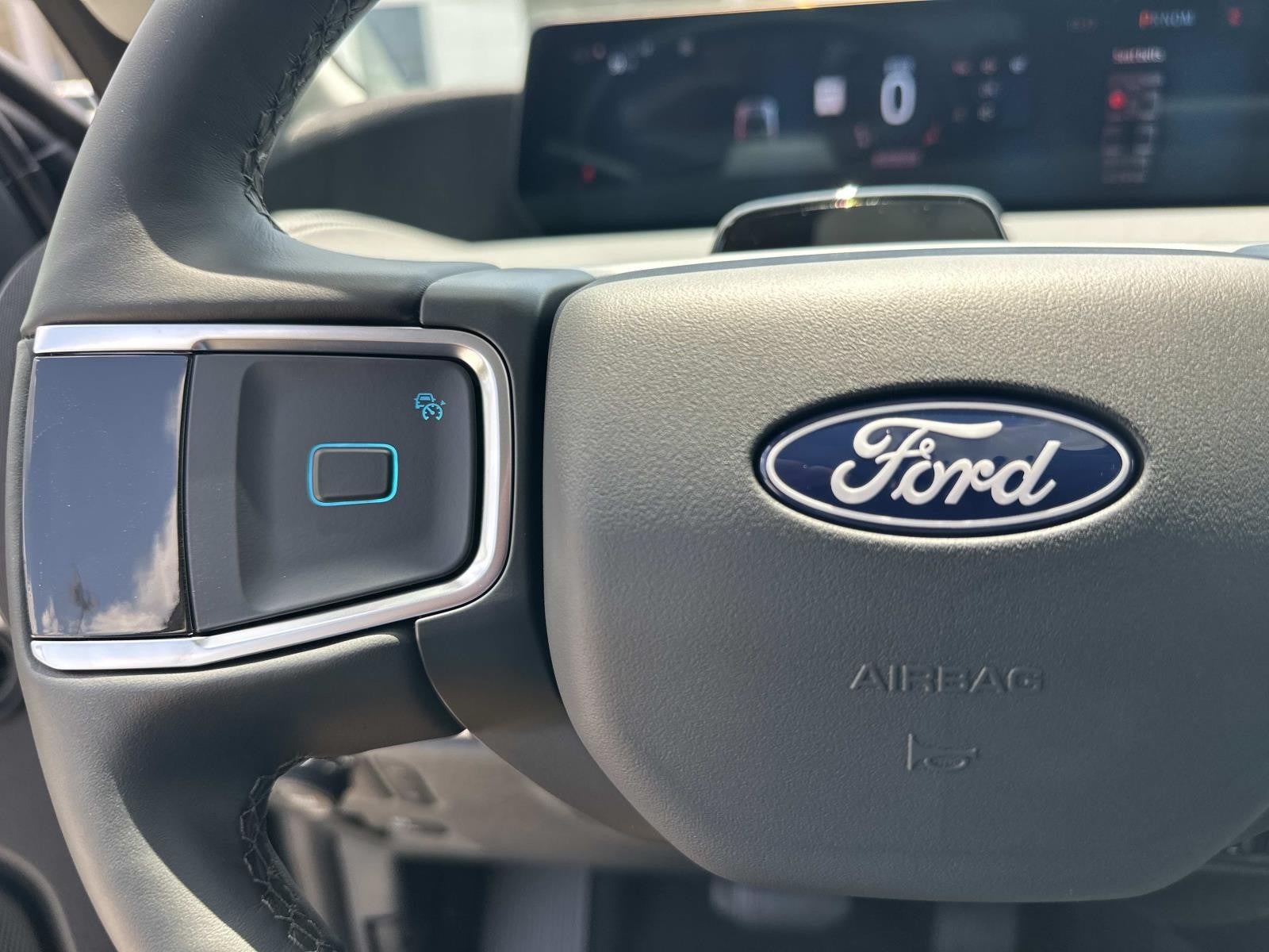 2027 Ford Expedition Max PLATINUM 4X4
