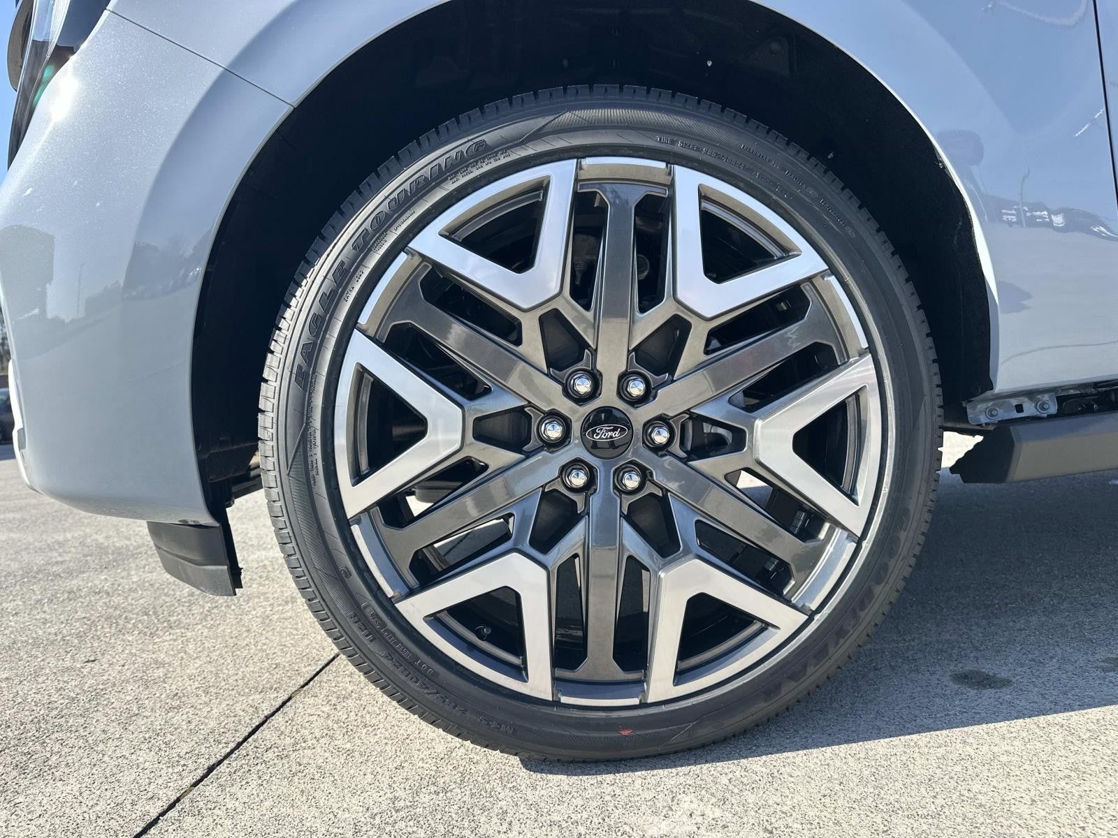 2026 Ford Expedition Max PLATINUM 4X4