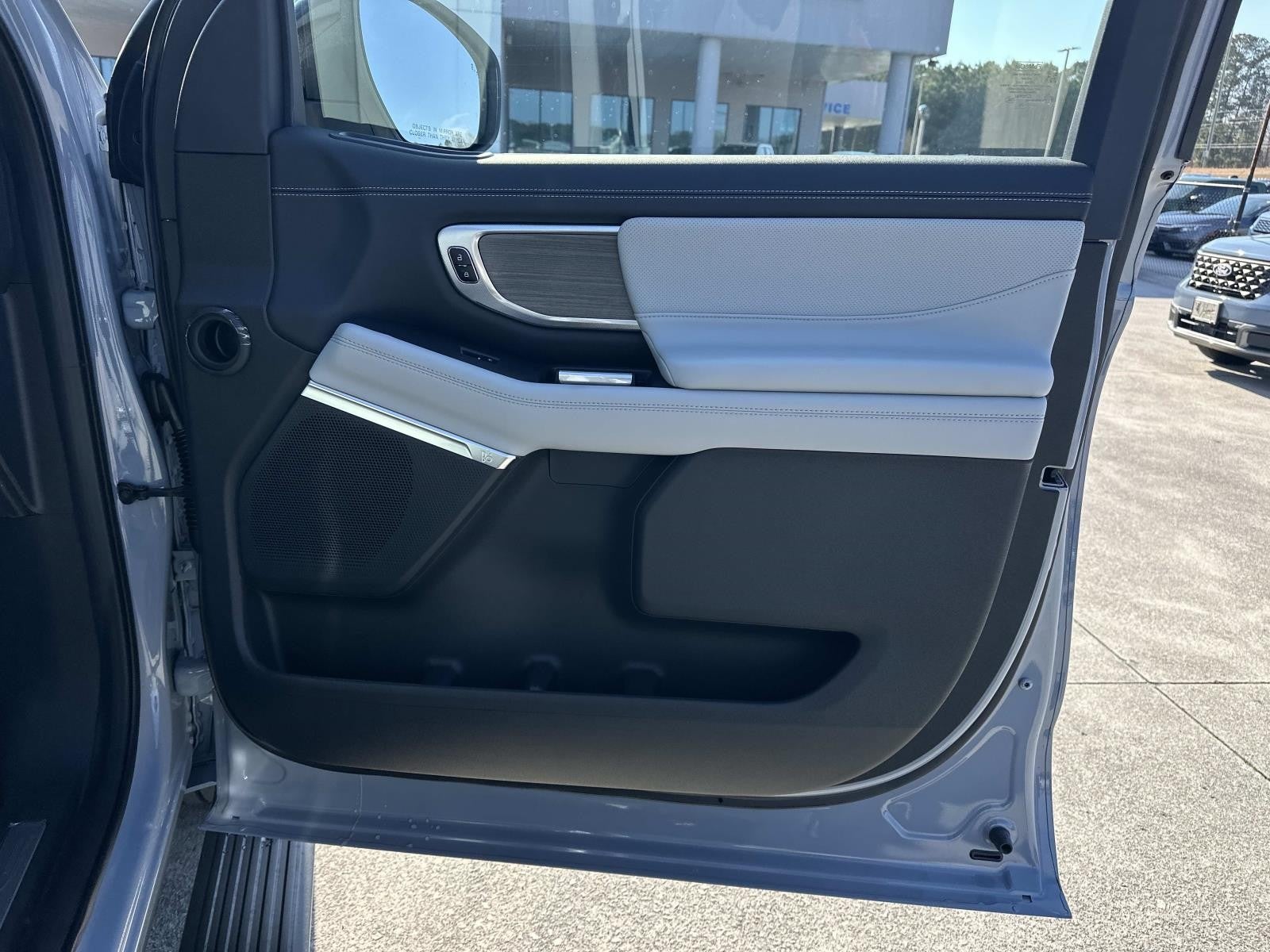 2026 Ford Expedition Max PLATINUM 4X4