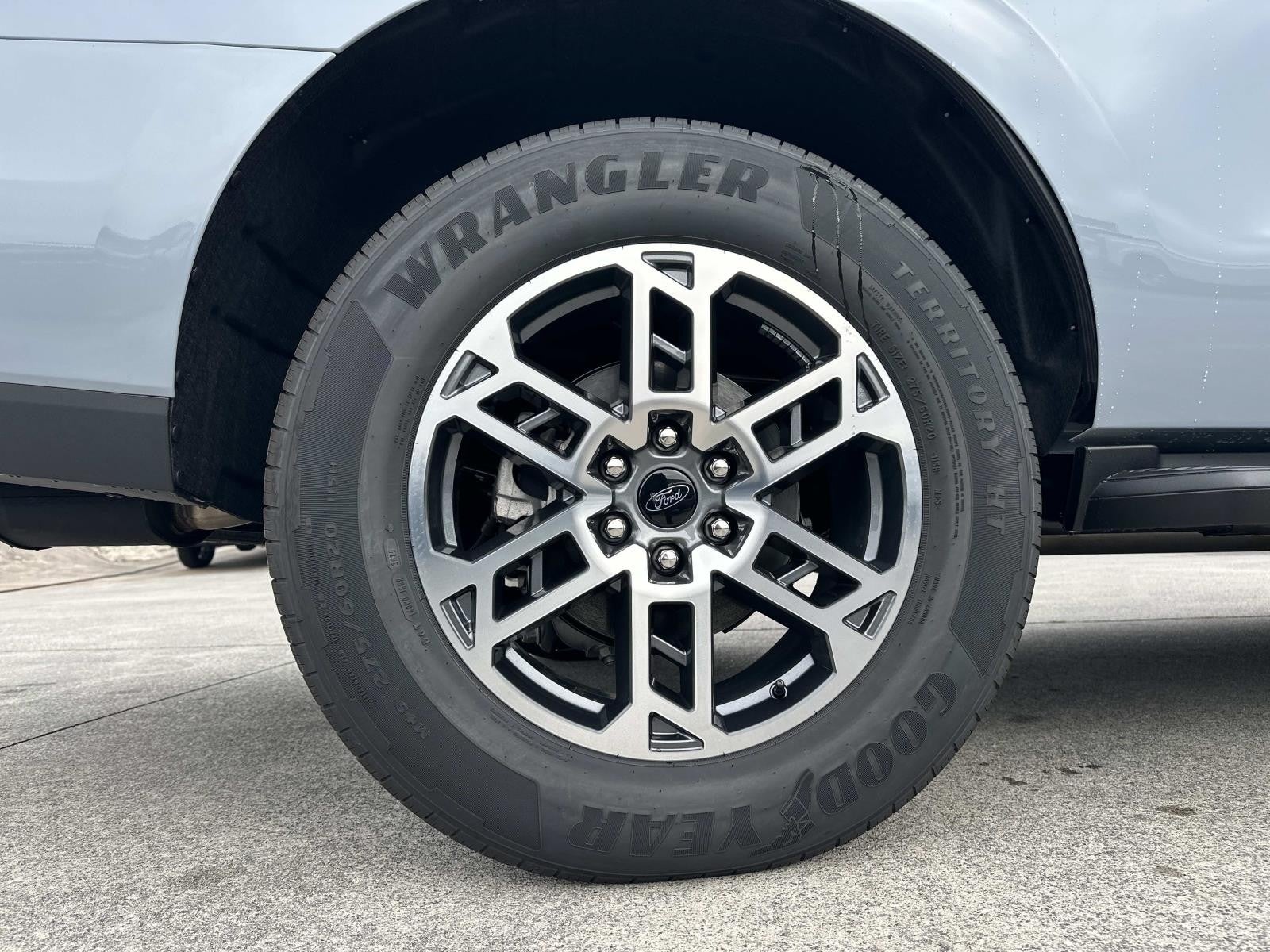 2025 Ford Expedition ACTIVE 4X2