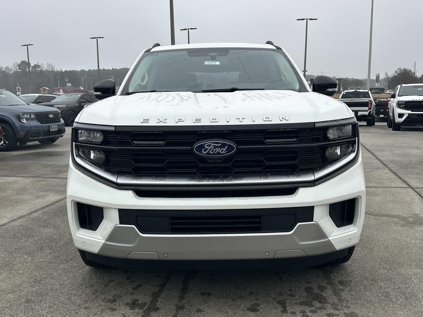 2025 Ford Expedition PLATINUM 4X4