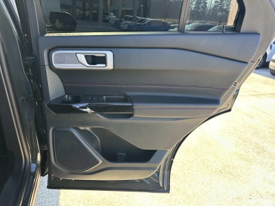 2024 Ford Explorer ST-Line