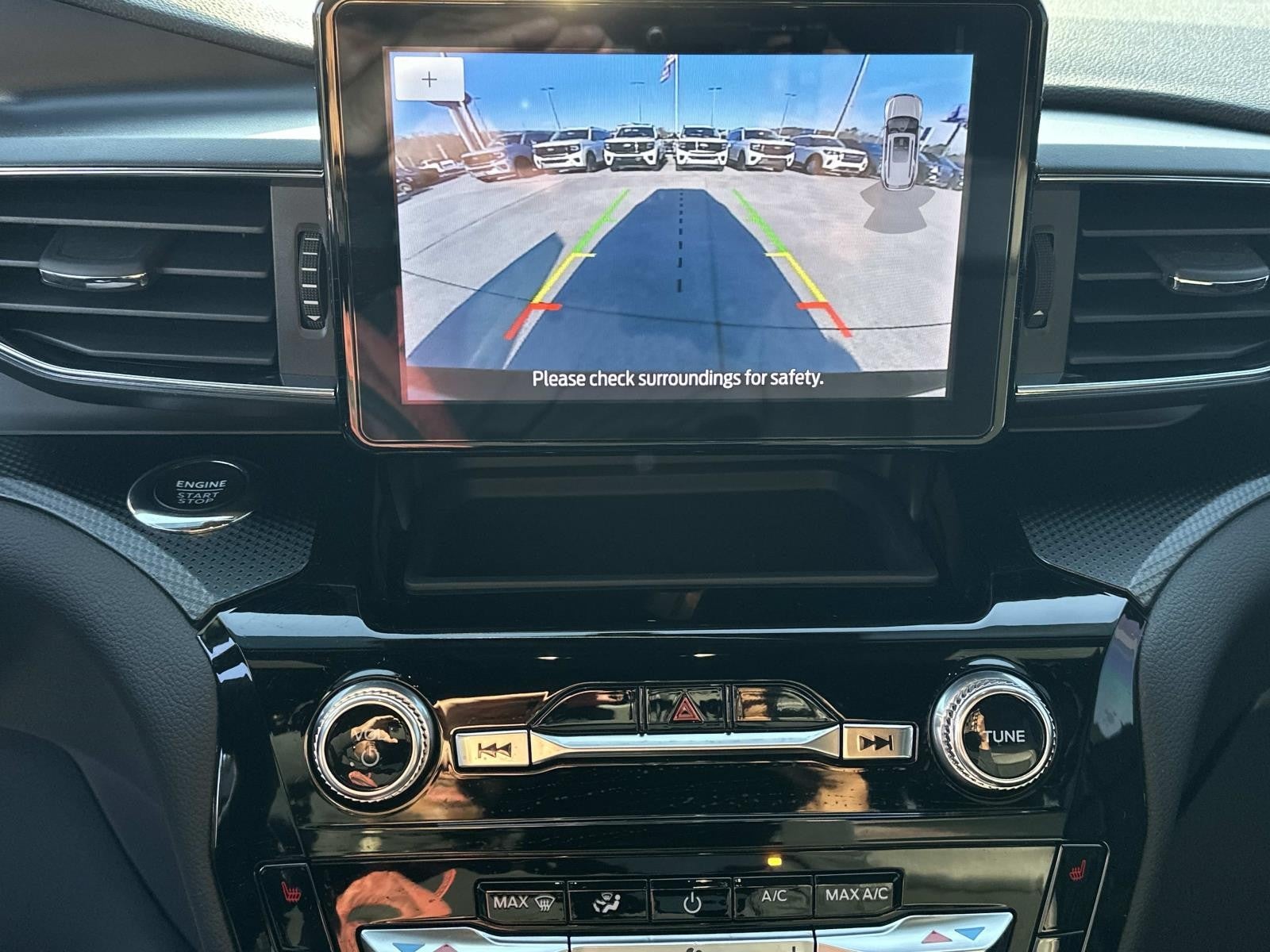 2024 Ford Explorer ST-Line