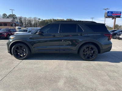 2024 Ford Explorer ST-Line