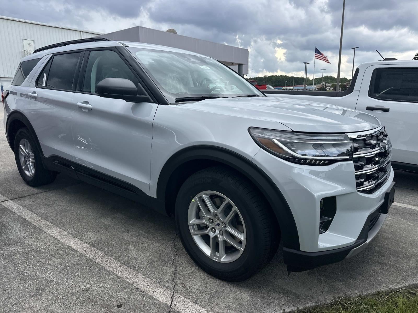 2026 Ford Explorer ACTIVE W/200A PKG RWD