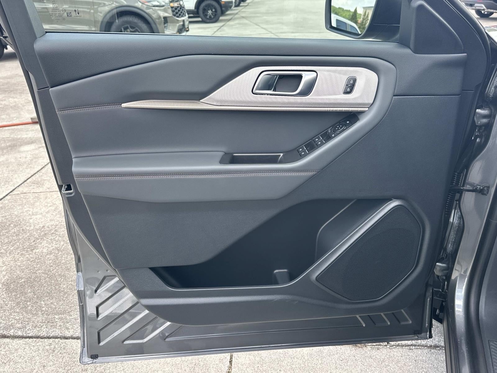 2026 Ford Explorer ACTIVE W/200A PKG RWD