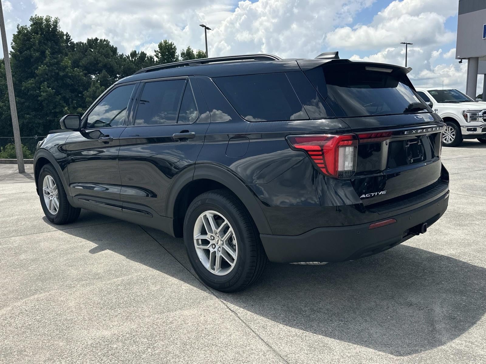 2026 Ford Explorer ACTIVE RWD