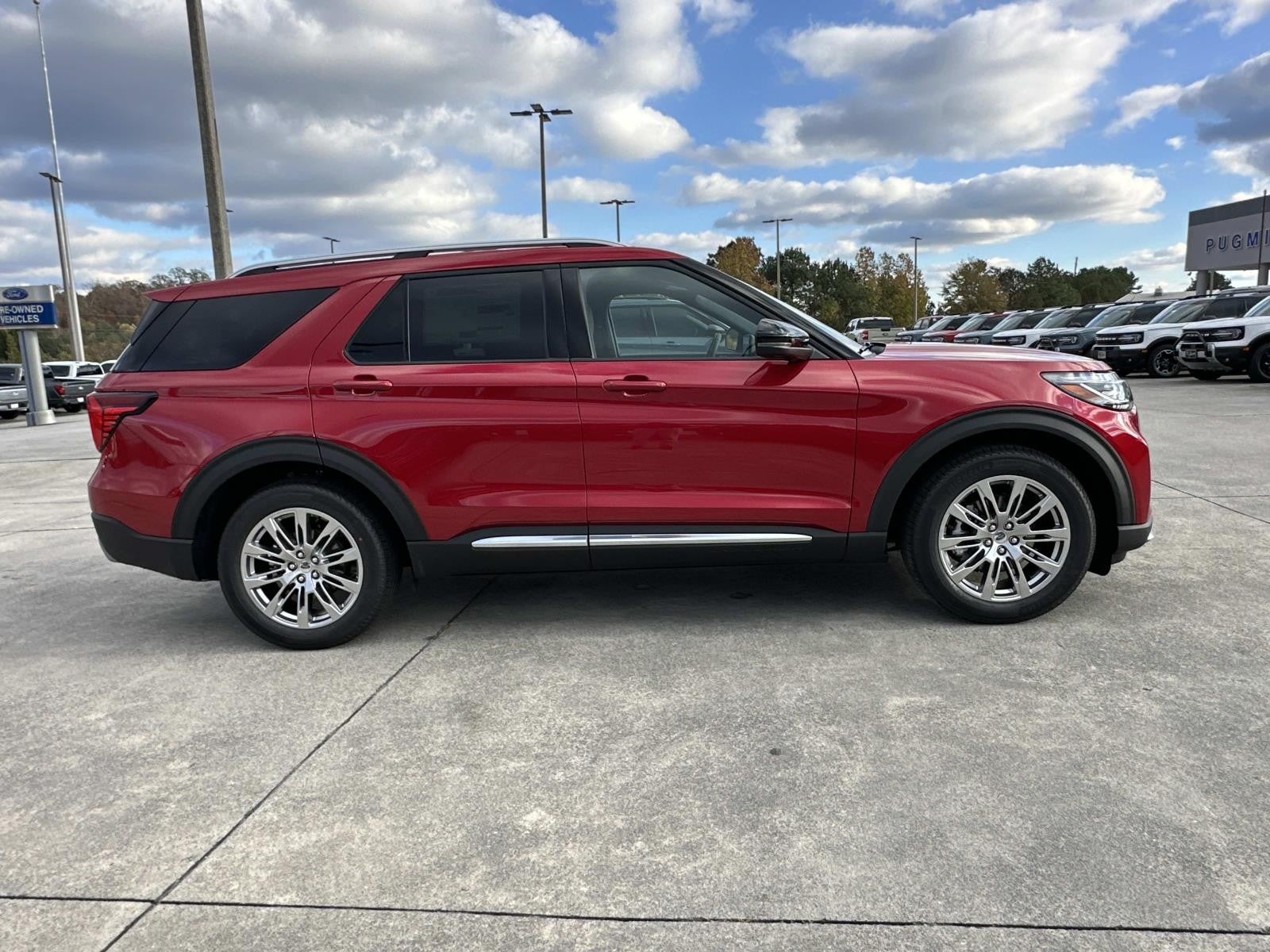 2026 Ford Explorer PLATINUM RWD