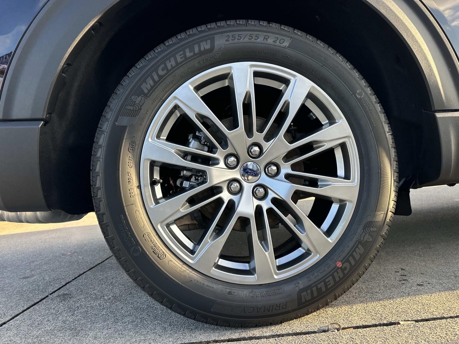 2026 Ford Explorer PLATINUM RWD