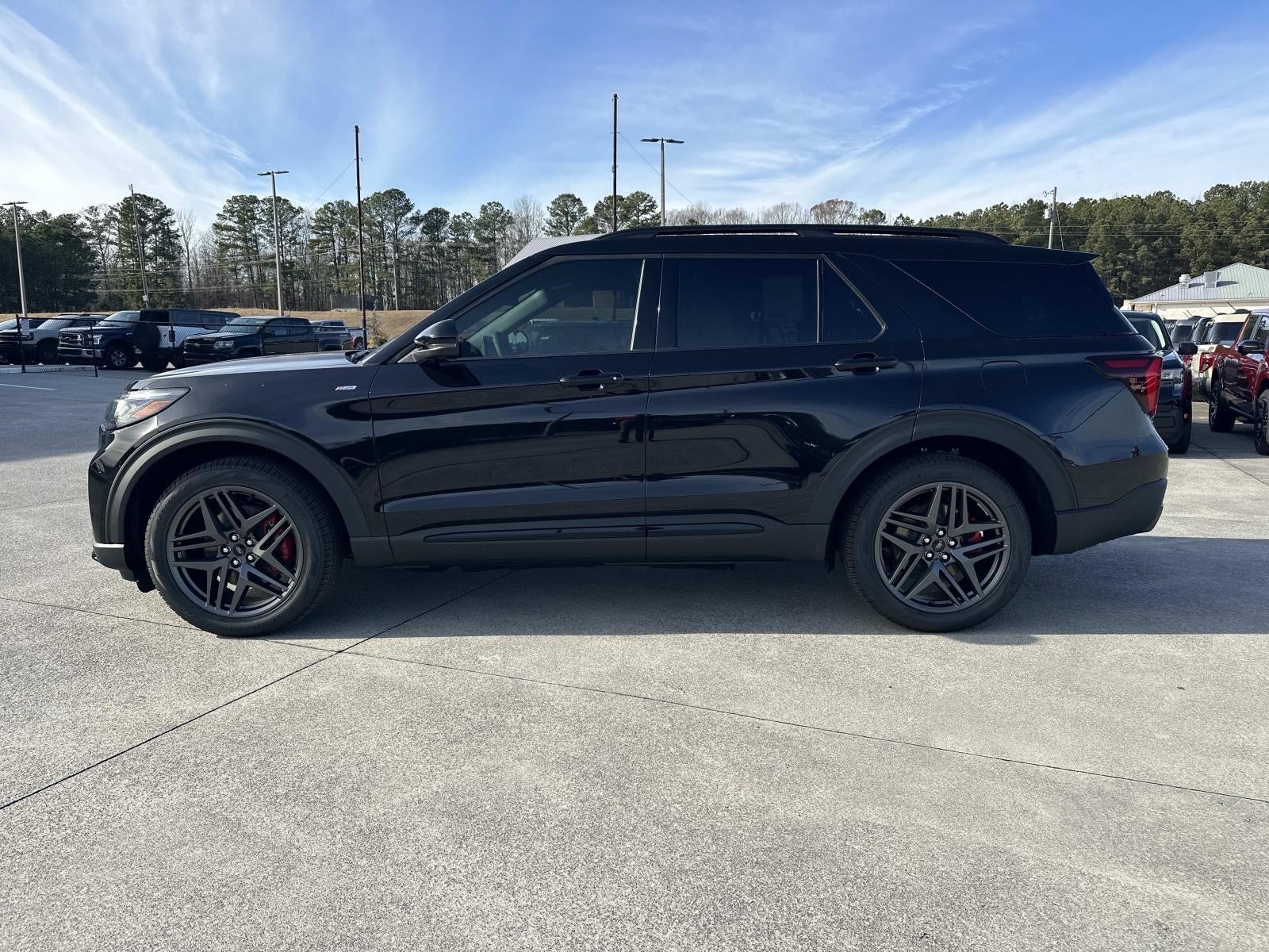 2026 Ford Explorer ST-LINE RWD