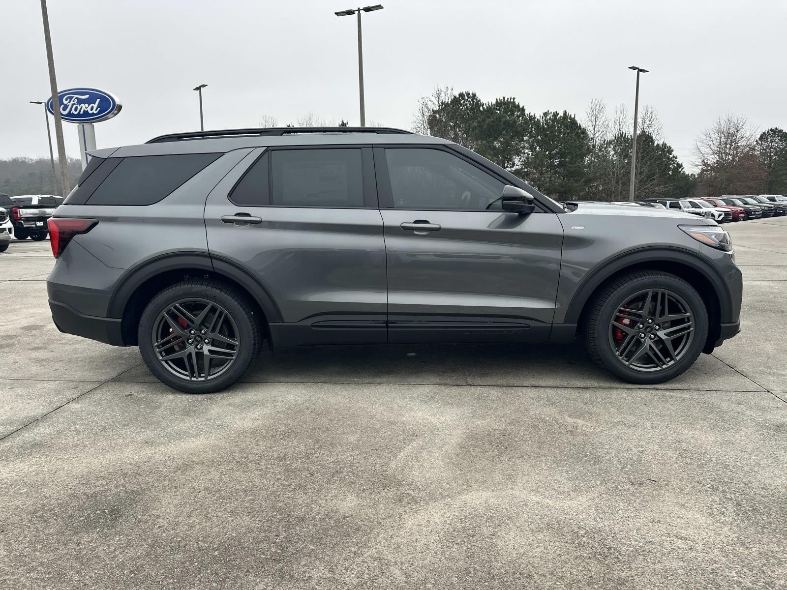 2026 Ford Explorer ST-LINE RWD