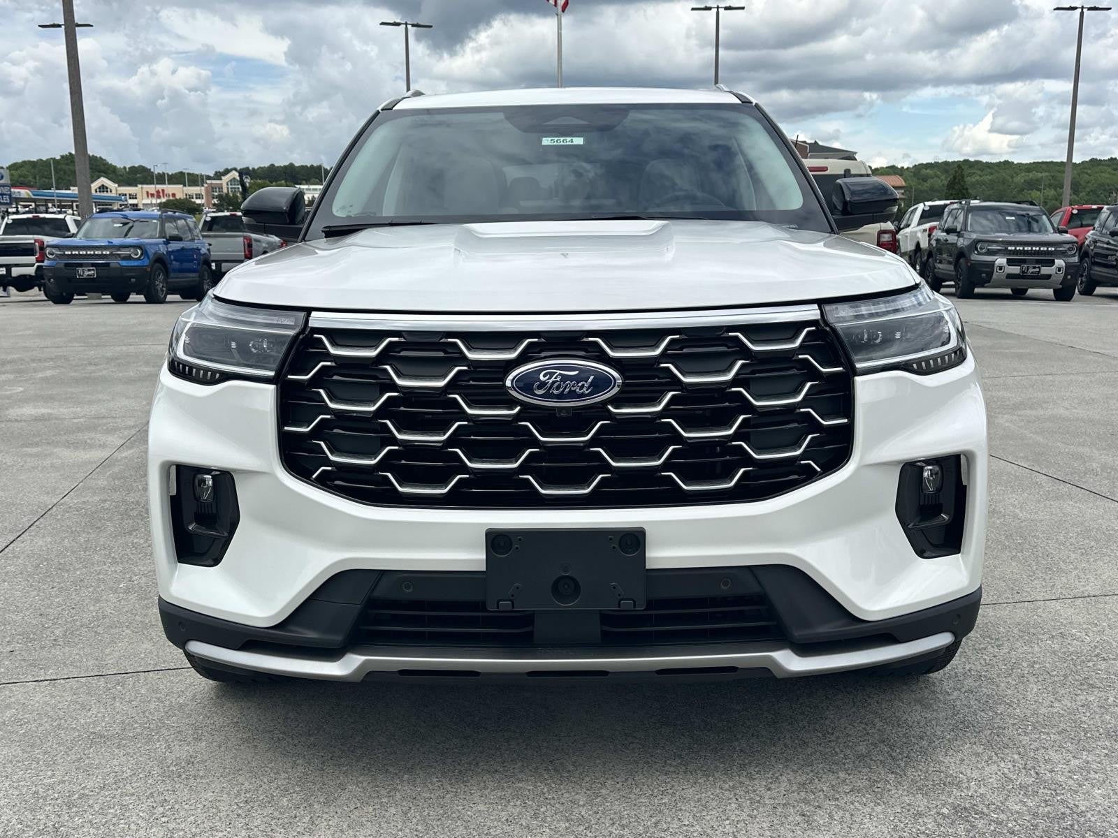 2026 Ford Explorer PLATINUM 4WD