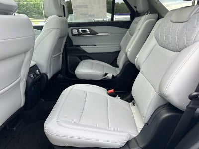 2026 Ford Explorer PLATINUM 4WD
