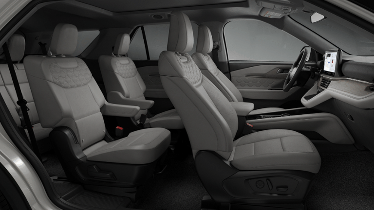 2026 Ford Explorer PLATINUM 4WD