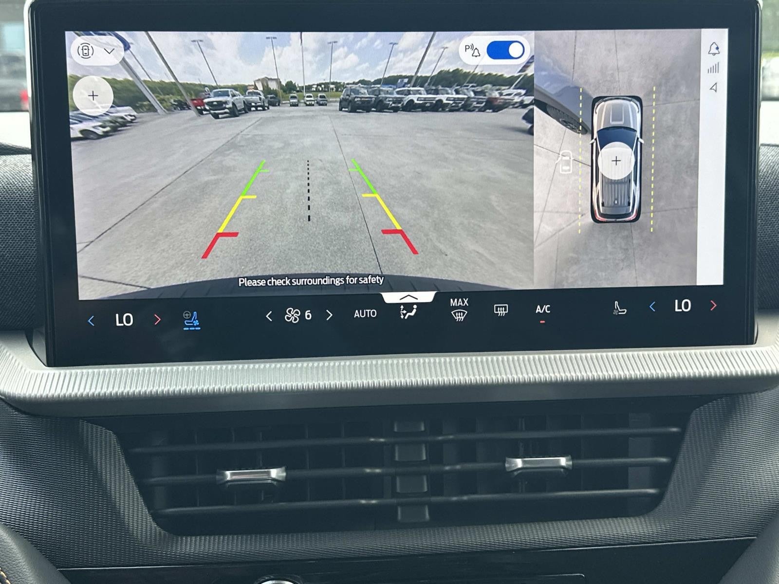 2026 Ford Explorer TREMOR 4WD