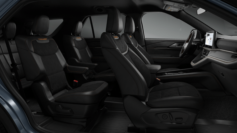 2026 Ford Explorer TREMOR 4WD