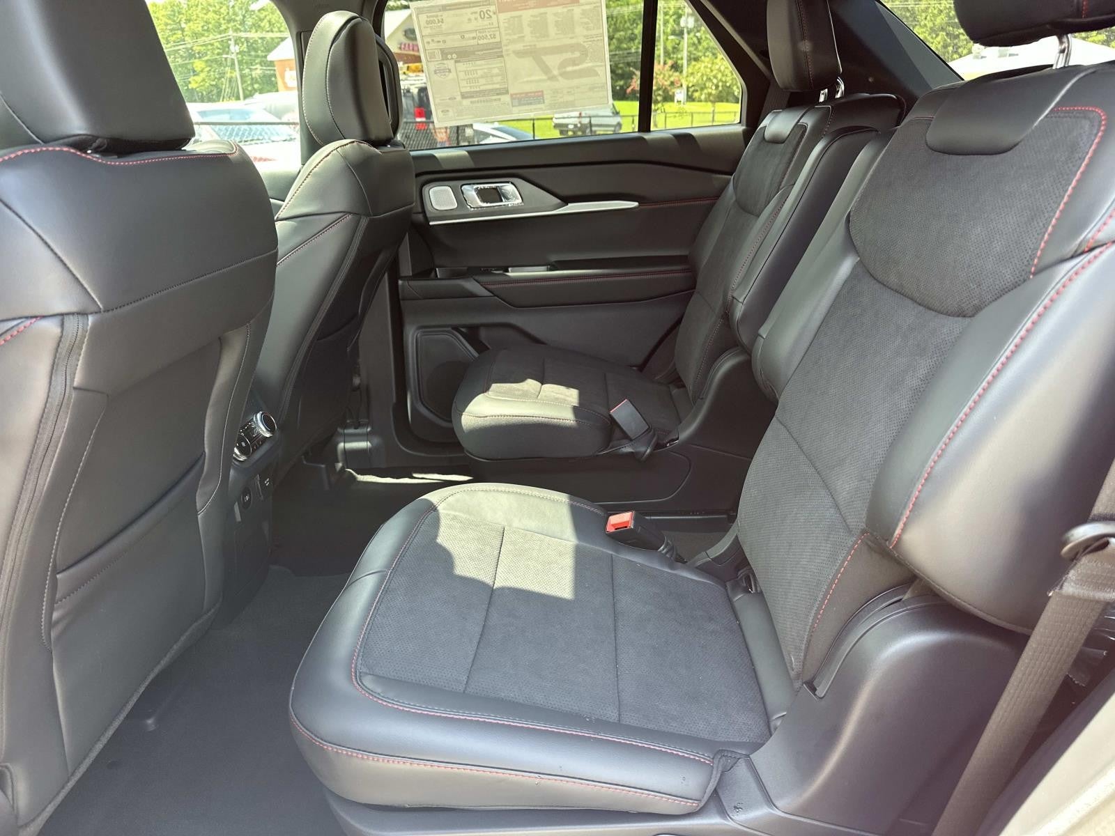 2026 Ford Explorer ST 4WD
