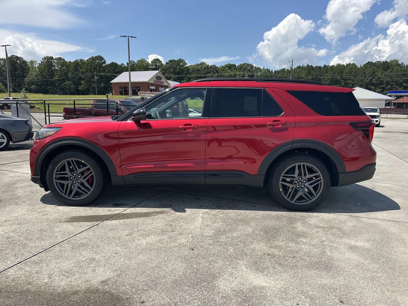 2026 Ford Explorer ST 4WD