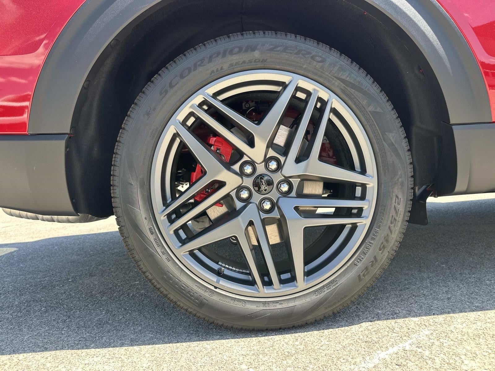 2026 Ford Explorer ST 4WD