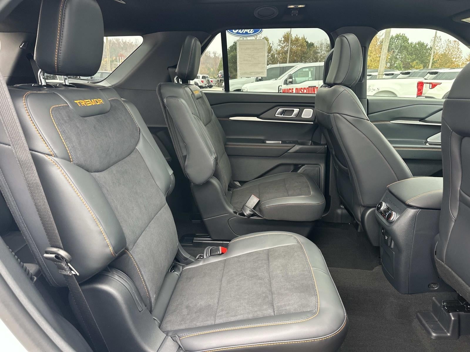 2026 Ford Explorer TREMOR 4WD
