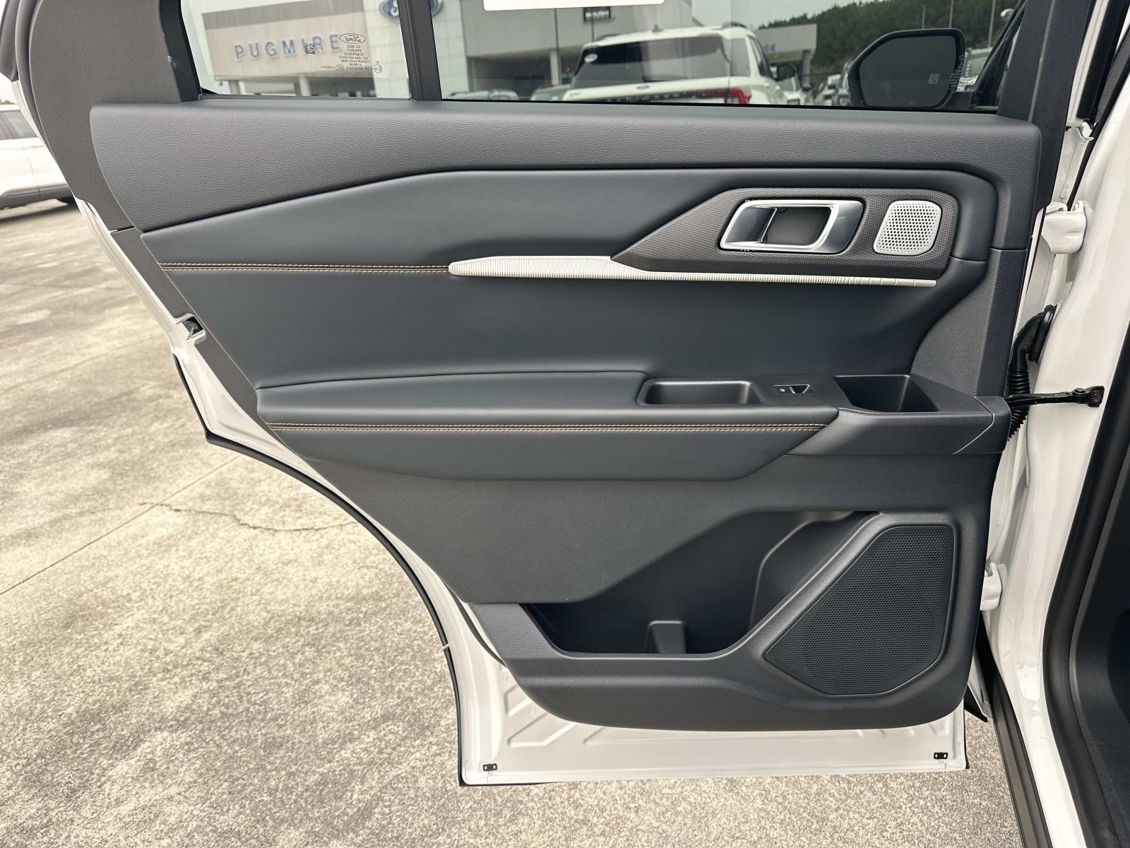 2026 Ford Explorer TREMOR 4WD