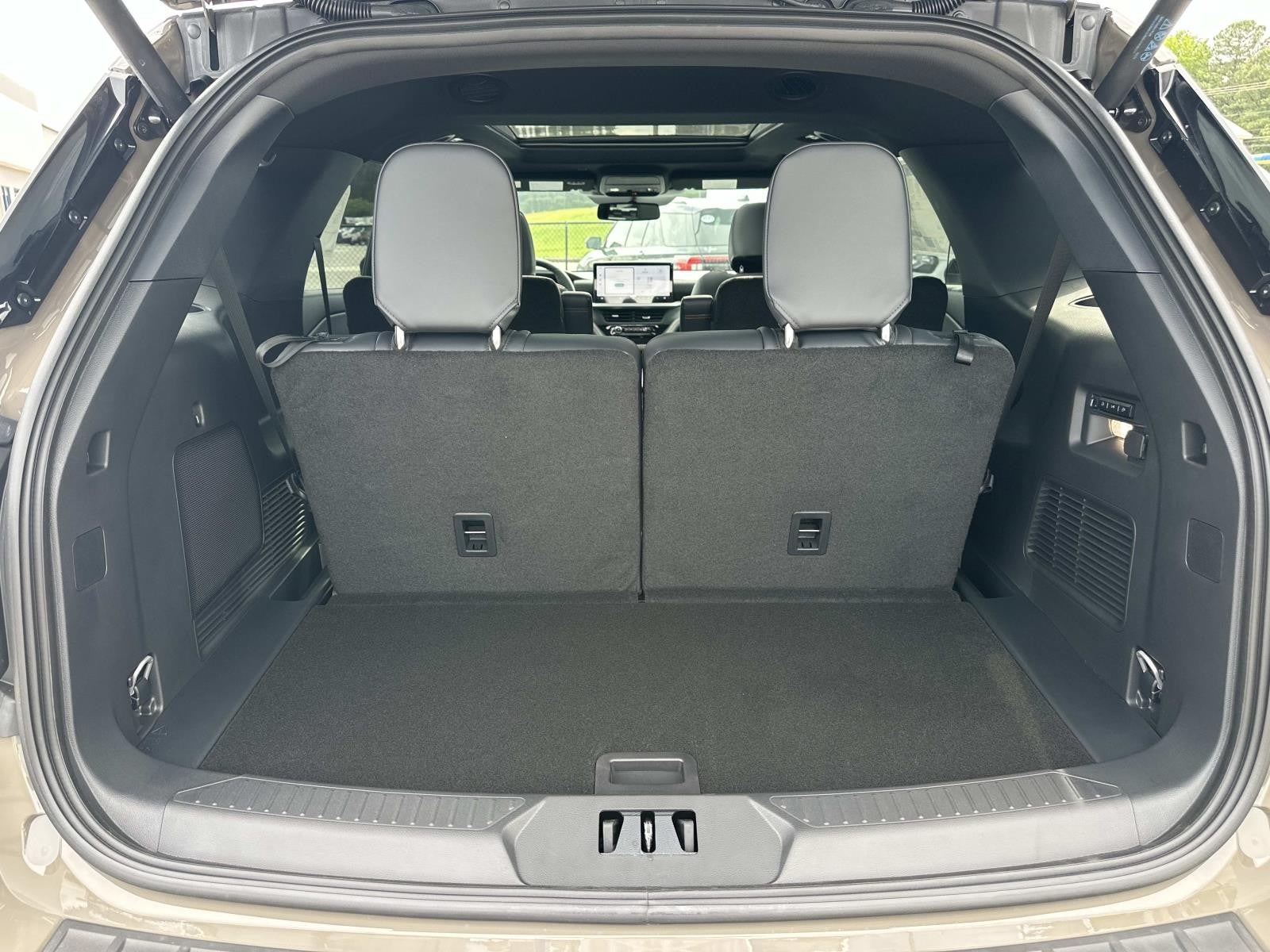 2026 Ford Explorer TREMOR 4WD