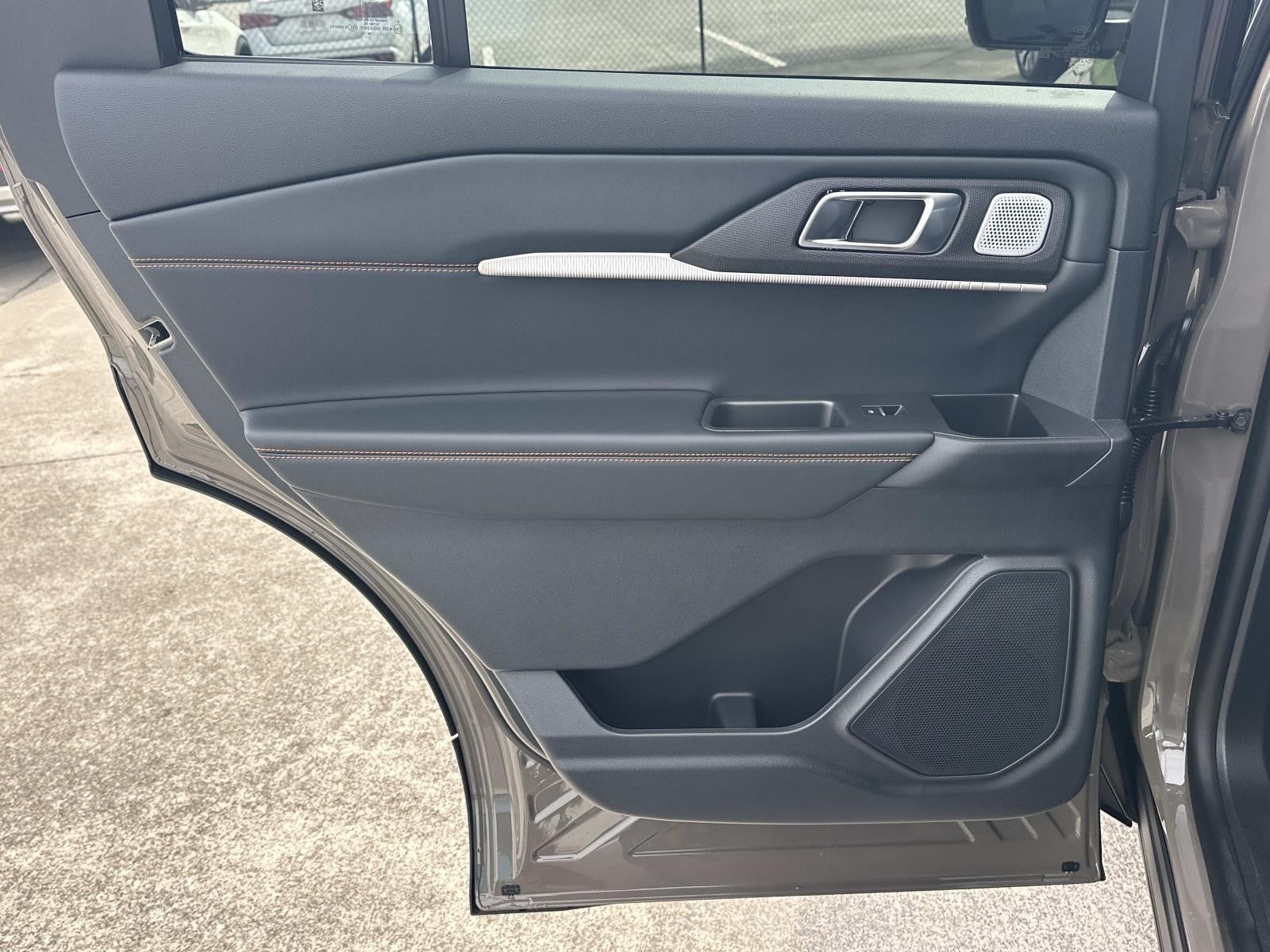 2026 Ford Explorer TREMOR 4WD