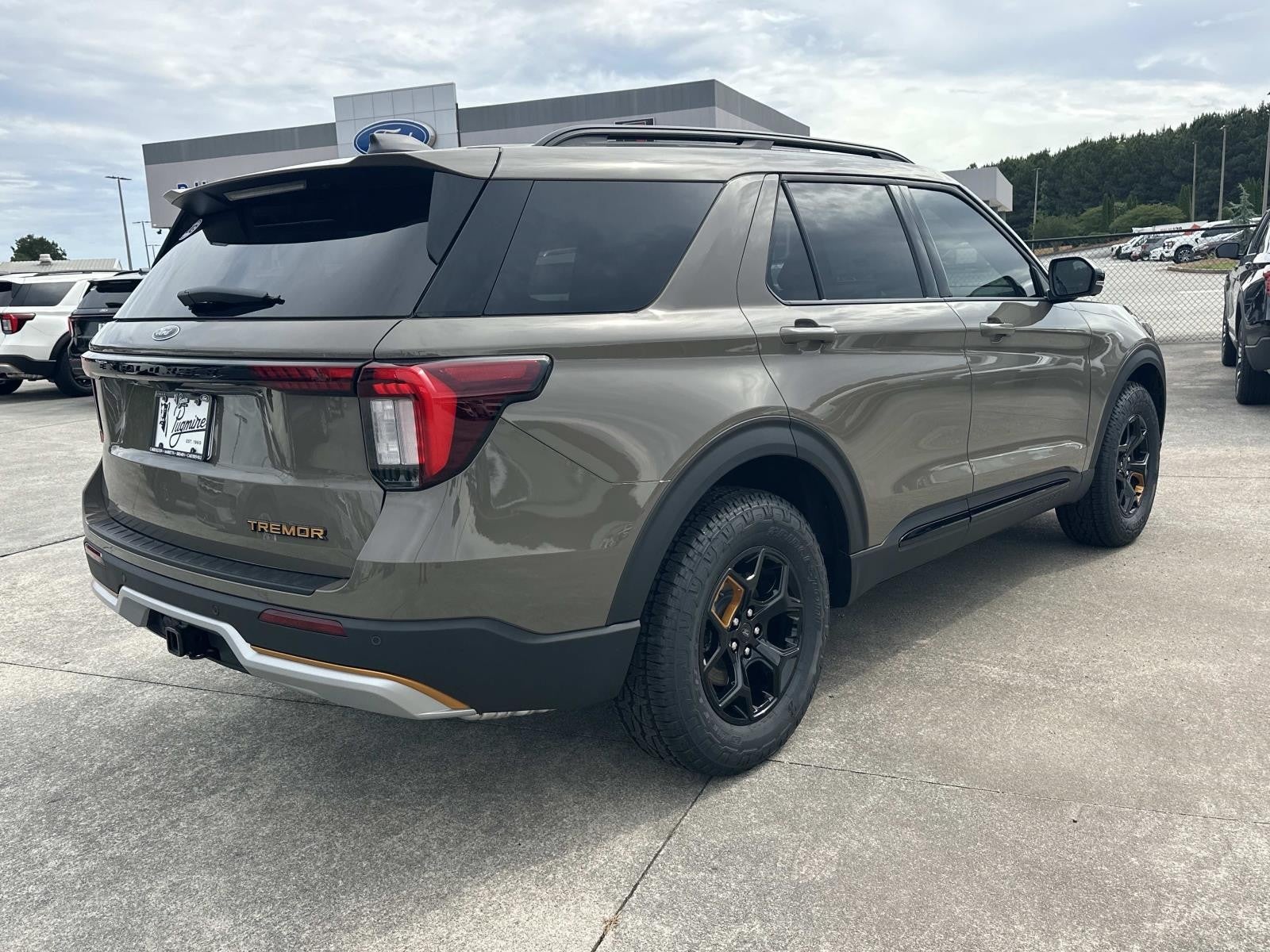 2026 Ford Explorer TREMOR 4WD