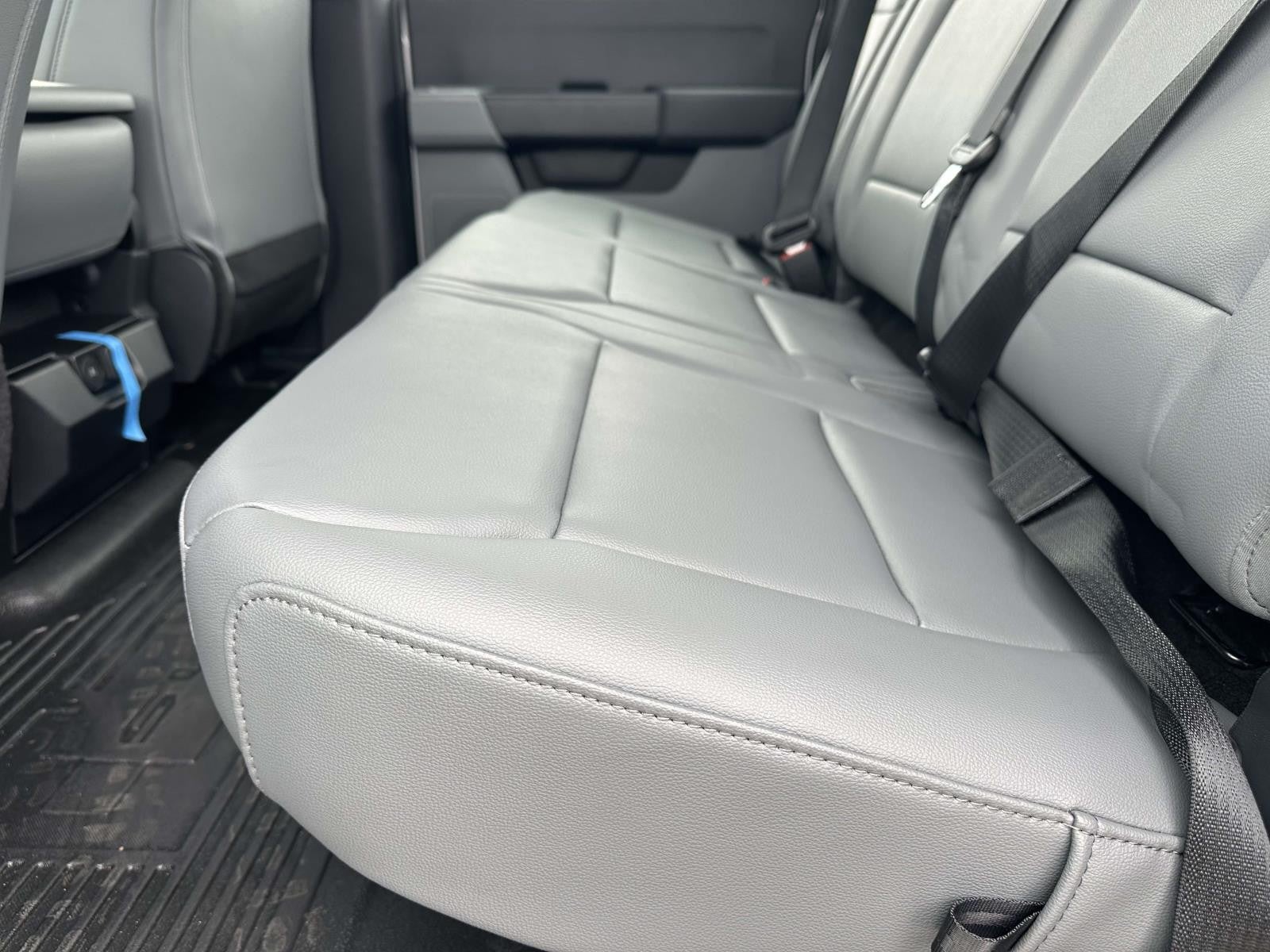 2026 Ford Super Duty F-250 SRW XL 4WD CREW CAB 8' BOX