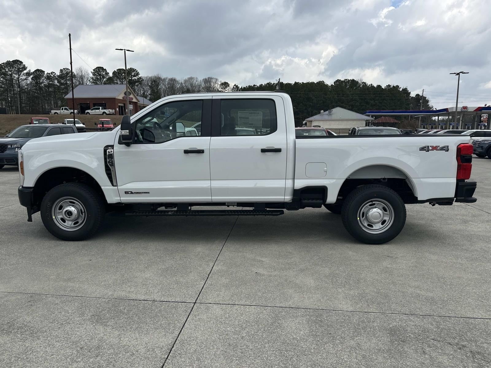 2026 Ford Super Duty F-250 SRW XL 4WD CREW CAB 6.75' BOX