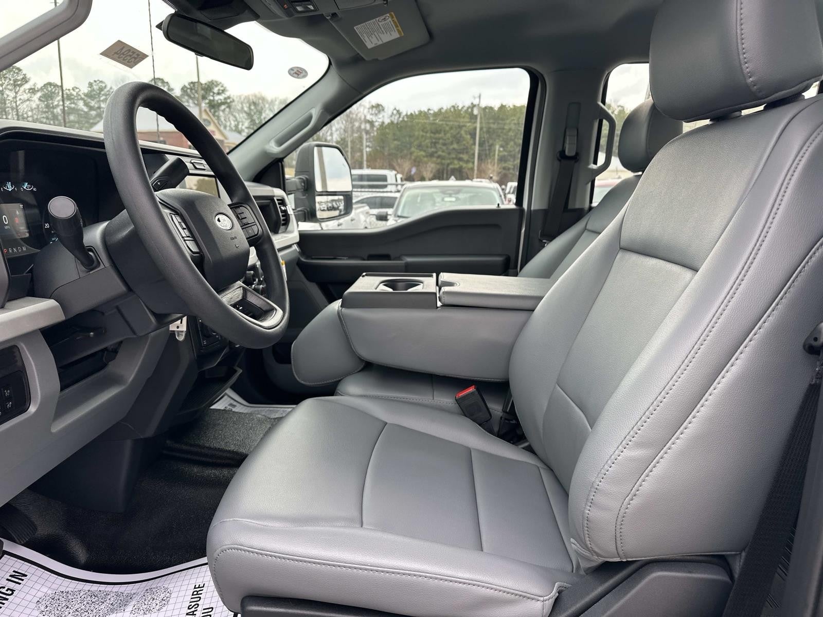 2026 Ford Super Duty F-250 SRW XL 4WD CREW CAB 6.75' BOX