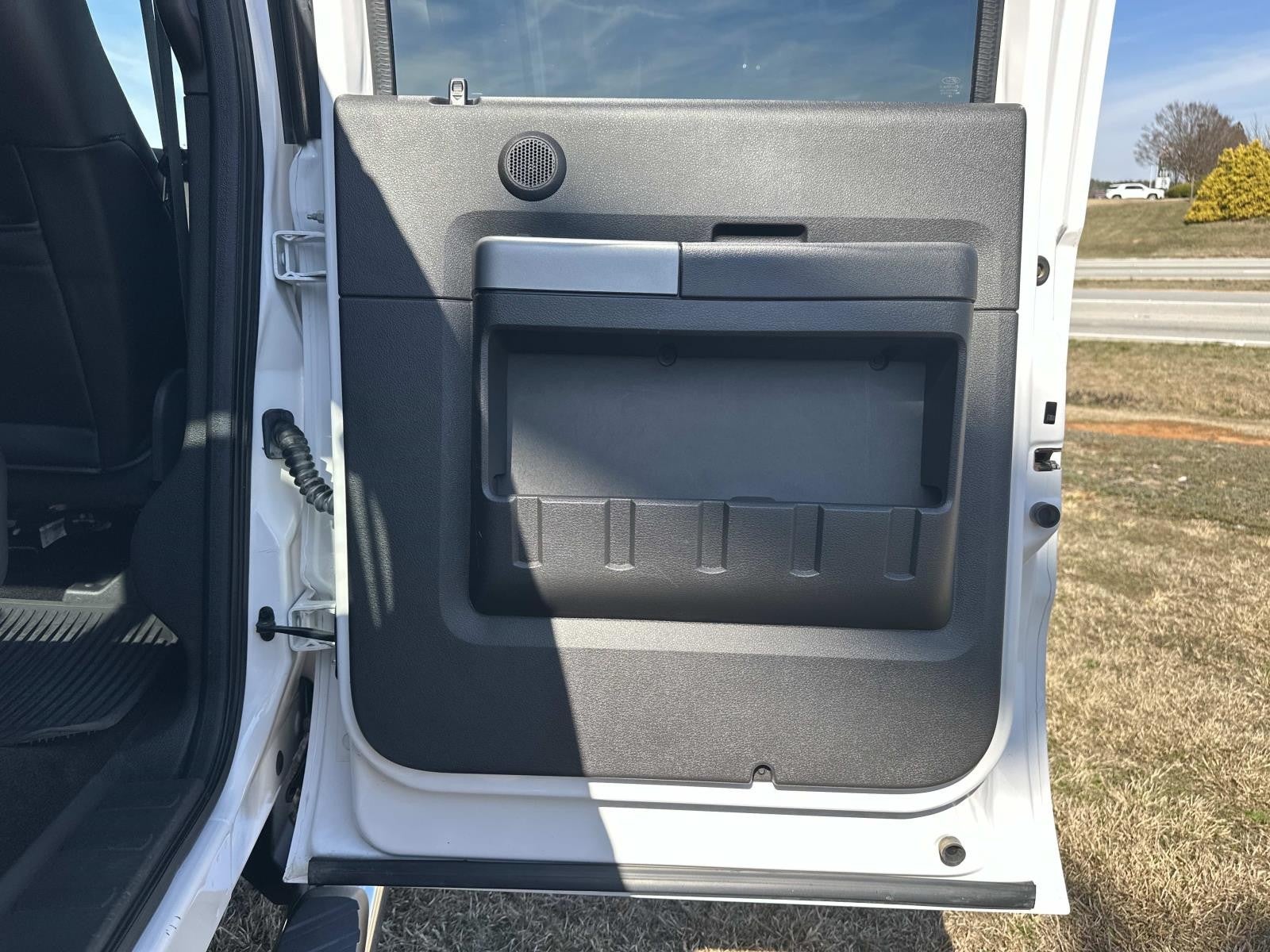 2015 Ford Super Duty F-250 SRW 4WD LARIAT