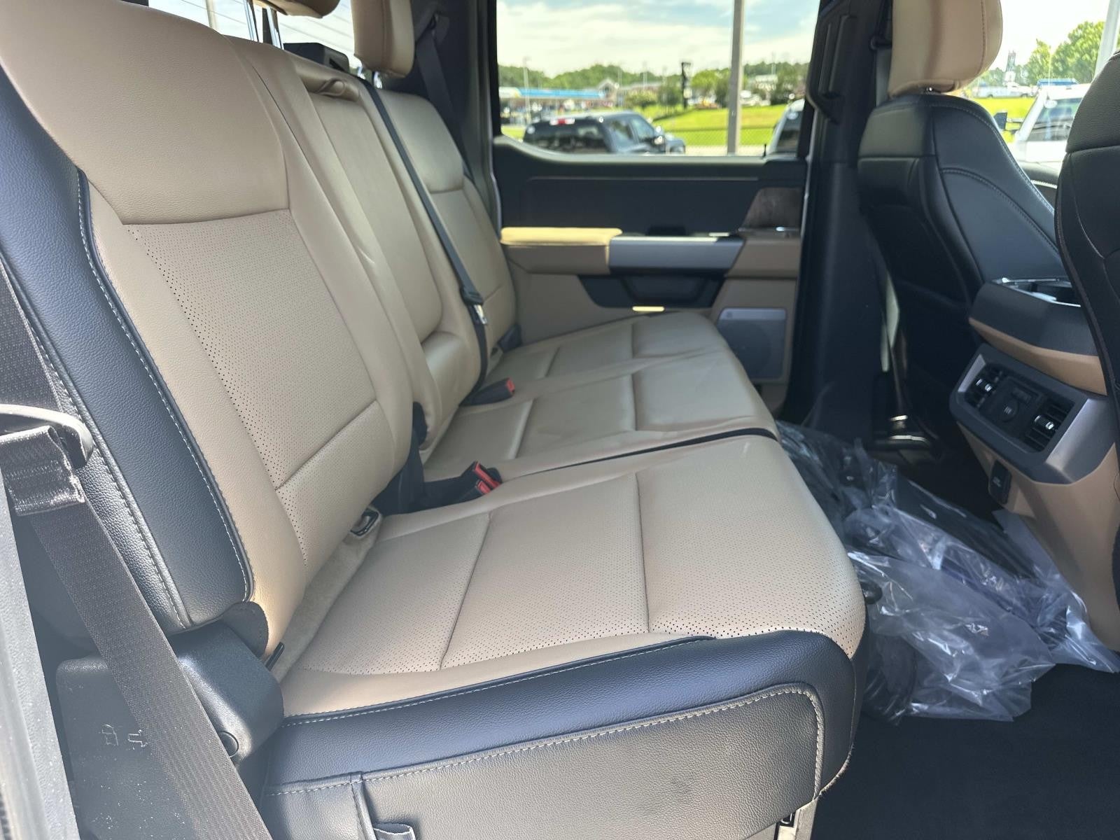 2026 Ford Super Duty F-250 SRW LARIAT 4WD CREW CAB 6.75'